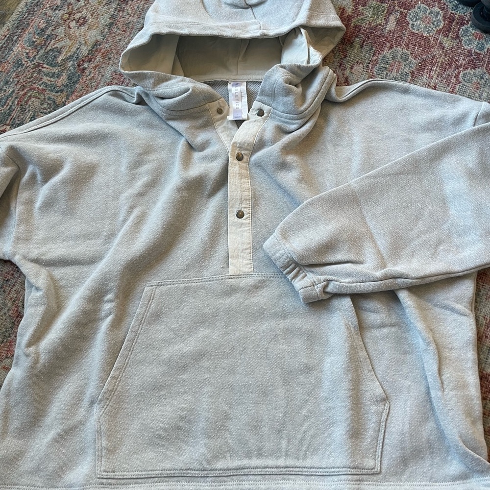Women’s Fabletics Hoodie